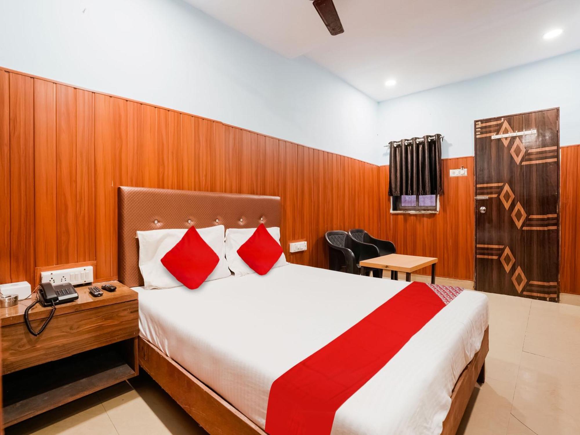 Hotel O Spotlight ثين المظهر الخارجي الصورة
